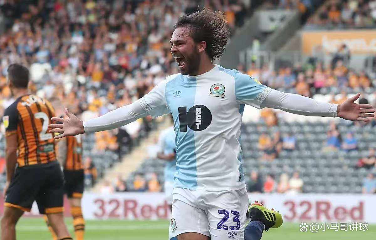 乐鱼体育电竞-阿森纳主场惊险战胜伊普斯维奇，保持不败