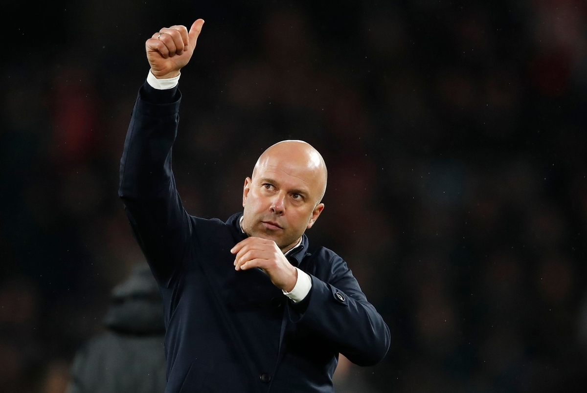 关于利物浦主帅收到足总处罚，众怒之下或将下课的信息