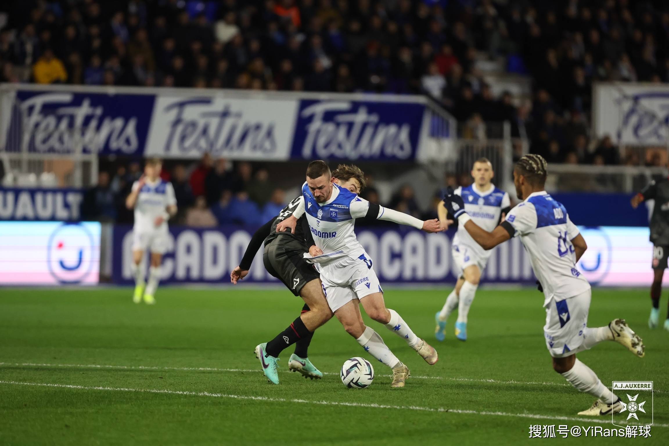 乐鱼体育视频-包含欧塞尔队客场战平，保持不败记录的词条