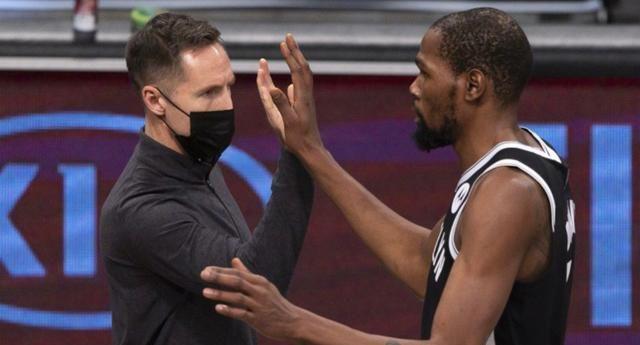 乐鱼体育课程-篮网队主教练赞叹球队团结，锁定季后赛席位