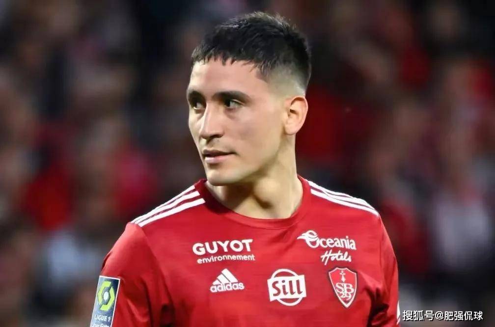 乐鱼体育视频-热那亚前锋成为球队离队焦点，未来或将转投其他豪门的简单介绍