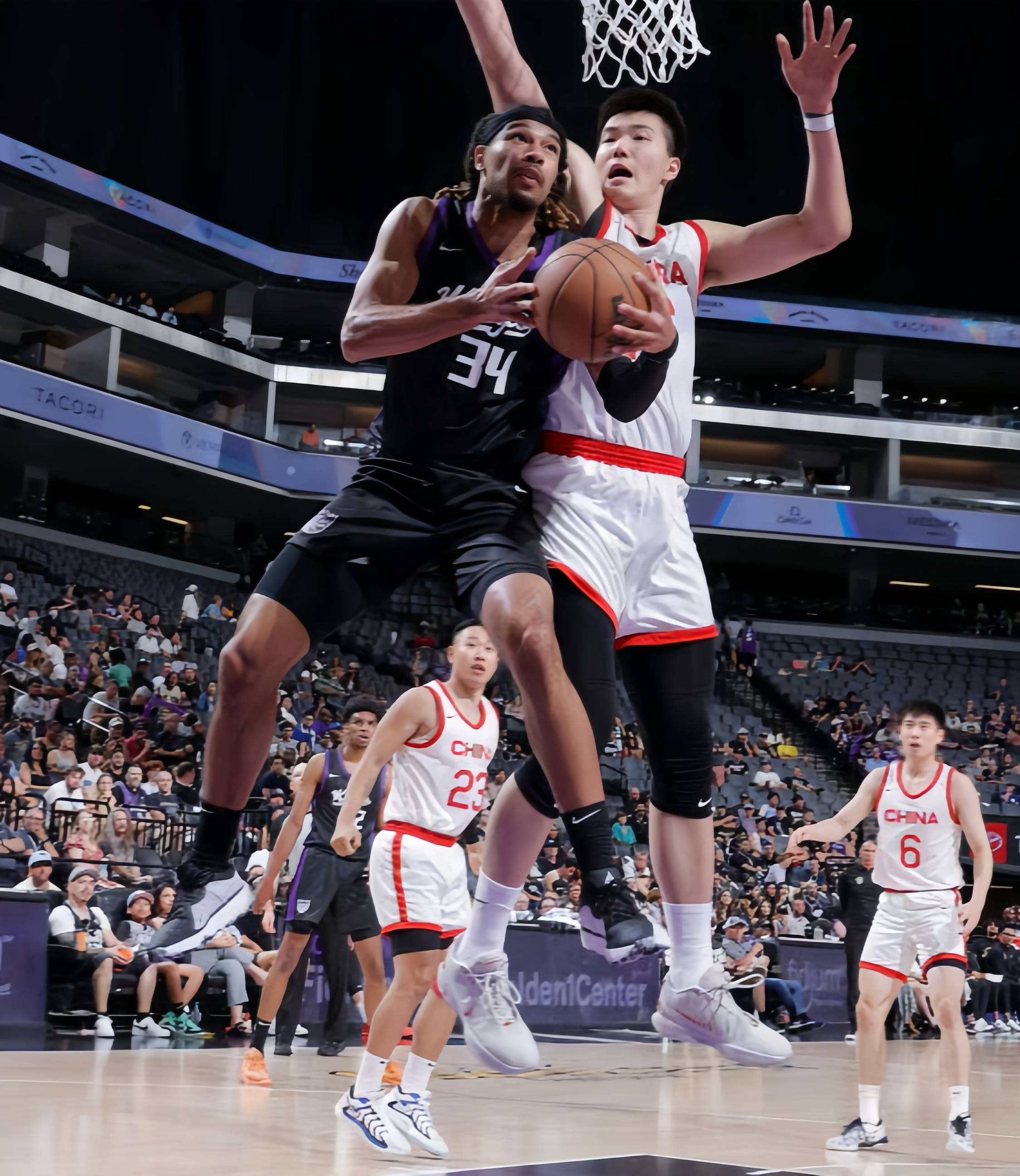 包含全国篮球比赛升级，技艺高超球员登场的词条