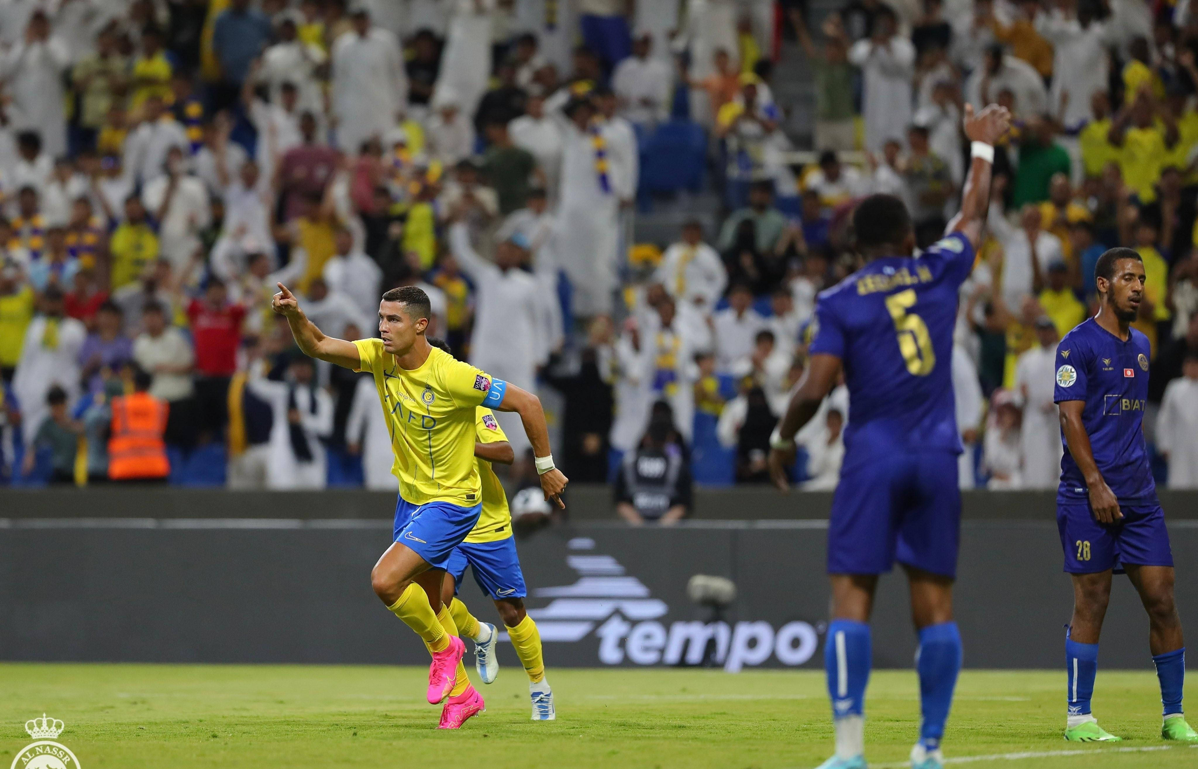 乐鱼体育中国官网-包含魔术闯过太阳防线，连续胜利场数达到五场的词条