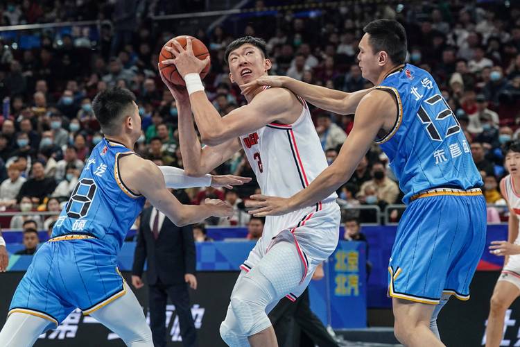 包含顶尖强手齐聚，体育盛事轰动一时的词条