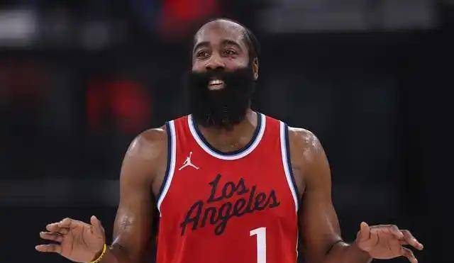 关于快船胜灰熊，保持西部第三的信息