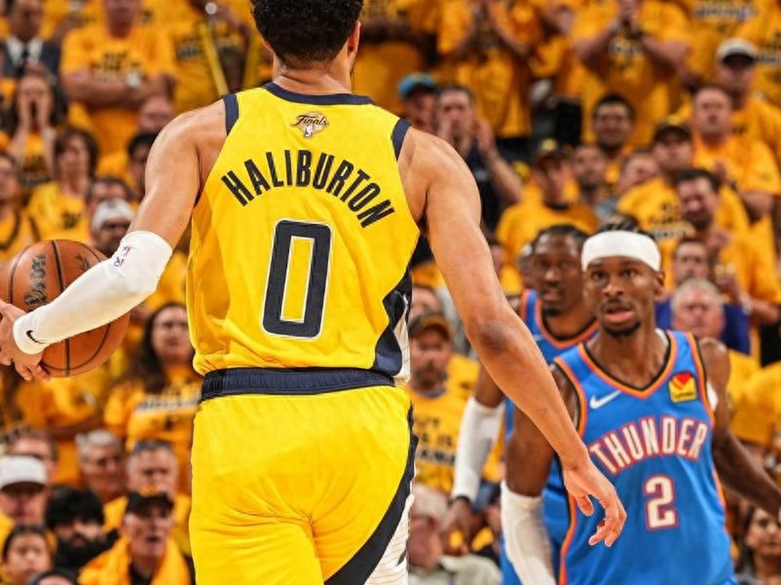 步行者逆转击败黄蜂，继续保持不败