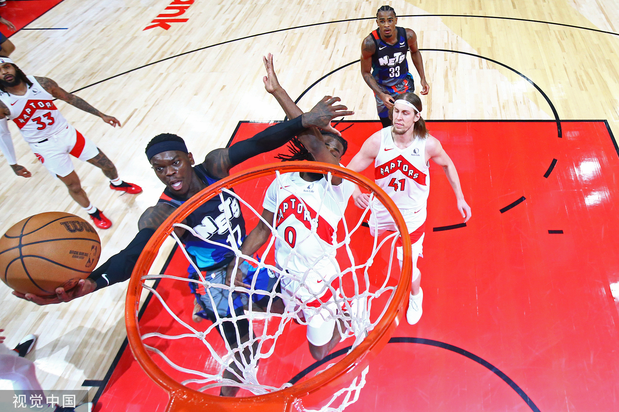 猛龙完胜活塞，客场取得胜利